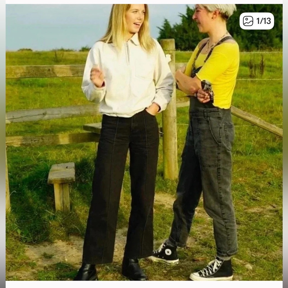 Lisa Says Gah Black Wide Leg